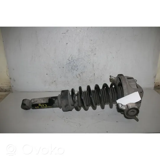 Volkswagen Touareg I Rear shock absorber with coil spring 