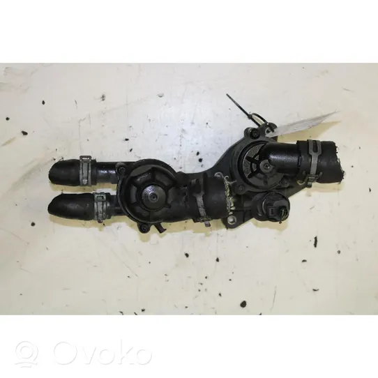 Volkswagen Golf Plus Boîtier de thermostat / thermostat 