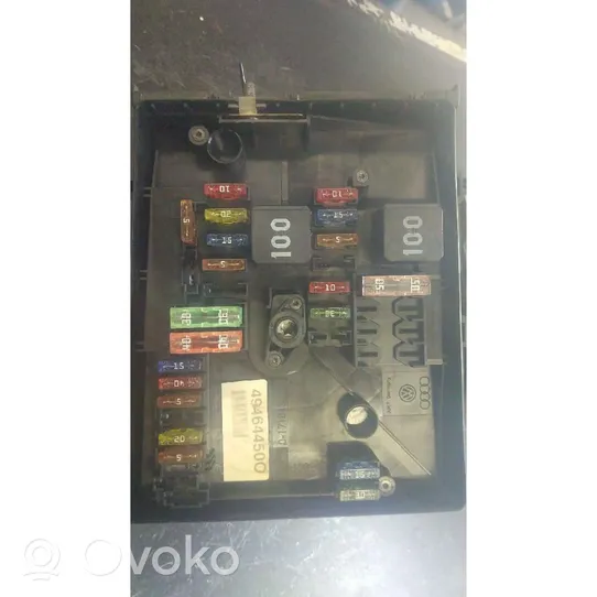 Volkswagen Golf Plus Fuse module 