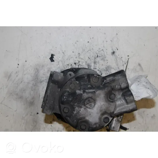 Renault Kangoo I Air conditioning (A/C) compressor (pump) 