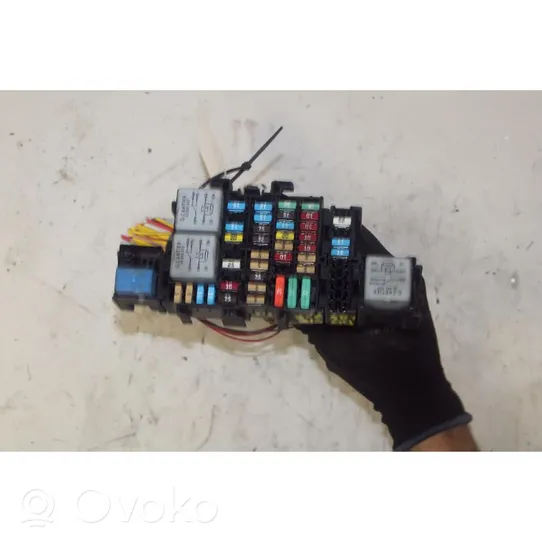 Dacia Duster Fuse module 