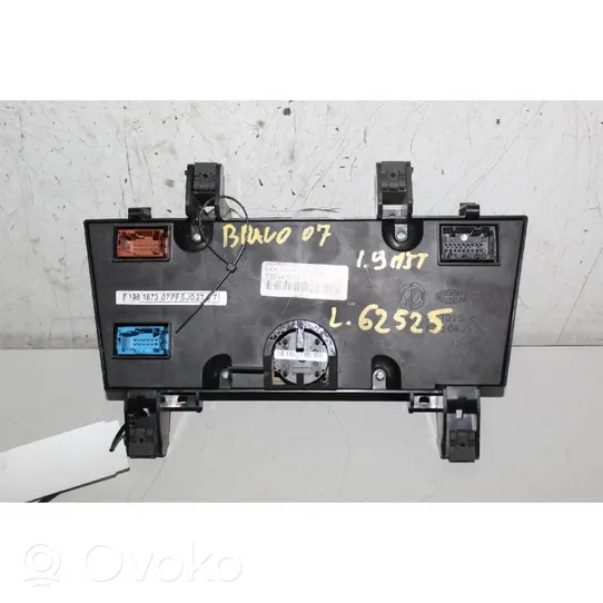 Fiat Bravo Climate control unit 