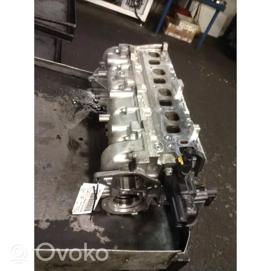 Alfa Romeo Mito Engine head 
