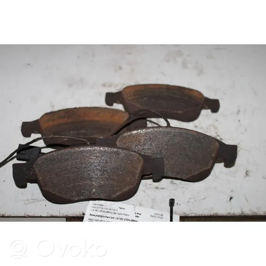 Alfa Romeo Giulietta Brake pads (front) 