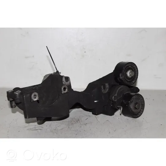 Renault Trafic II (X83) Supporto del generatore/alternatore 