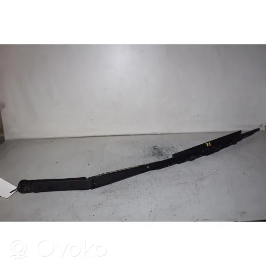 Nissan Micra Front wiper blade arm 