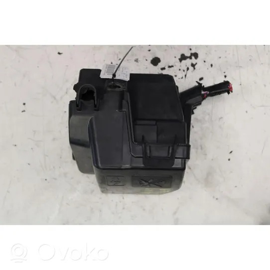 Dacia Duster Fuse module 