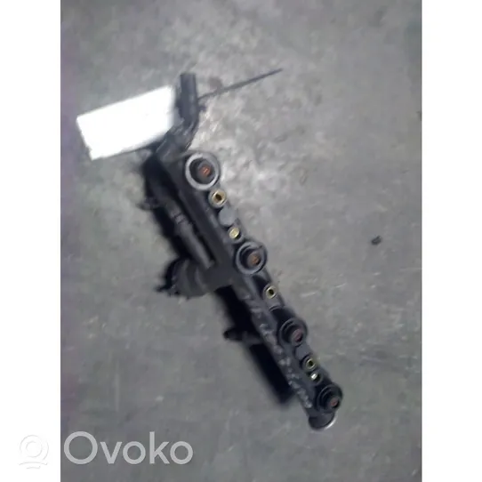 Volkswagen Golf III Fuel injector 