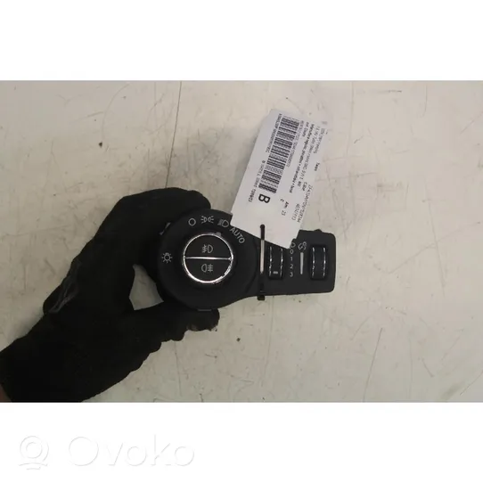 Fiat 500X Light switch 