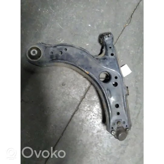 Volkswagen Golf IV Triangle bras de suspension inférieur avant 