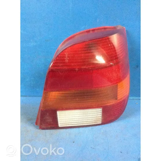 Ford Fiesta Lampa tylna 