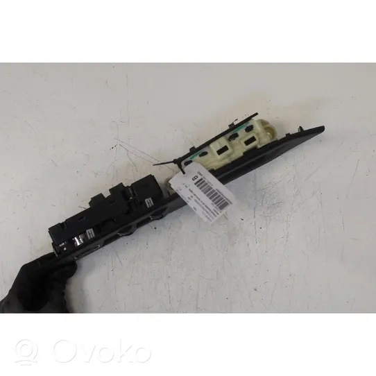 Ford Ecosport Electric window control switch 