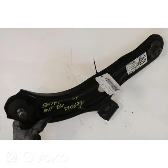 Suzuki Swift Triangle bras de suspension inférieur avant 