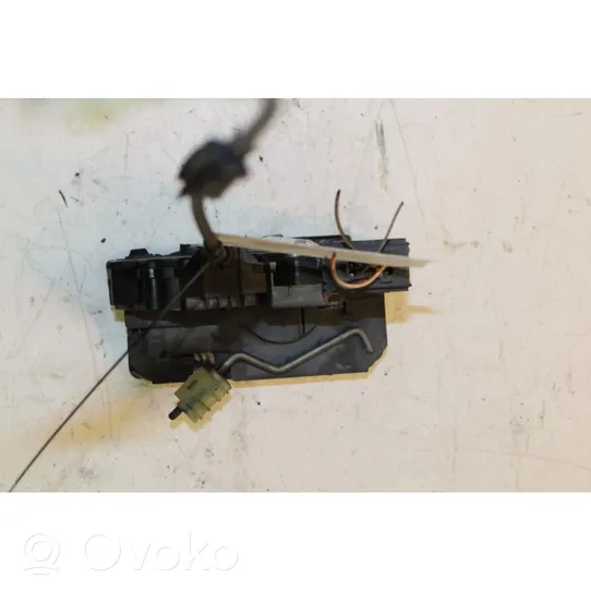 Opel Corsa D Rear door lock 