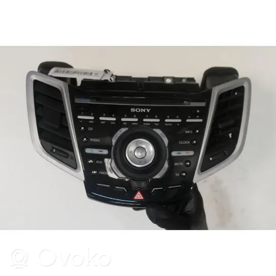 Ford Fiesta Panel / Radioodtwarzacz CD/DVD/GPS AA6T18C815RB