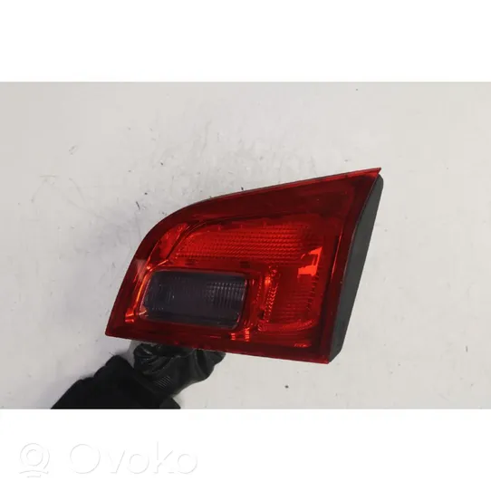 Opel Astra J Lampa tylna 