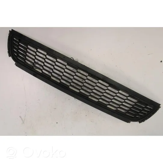 Volkswagen Polo V 6R Grille de calandre avant 