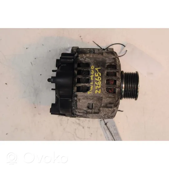 Renault Twingo II Generatore/alternatore 