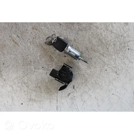 Opel Zafira A Ignition lock 