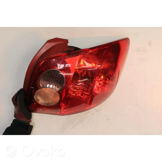 Toyota Auris 150 Lampa tylna 81550-02380-00