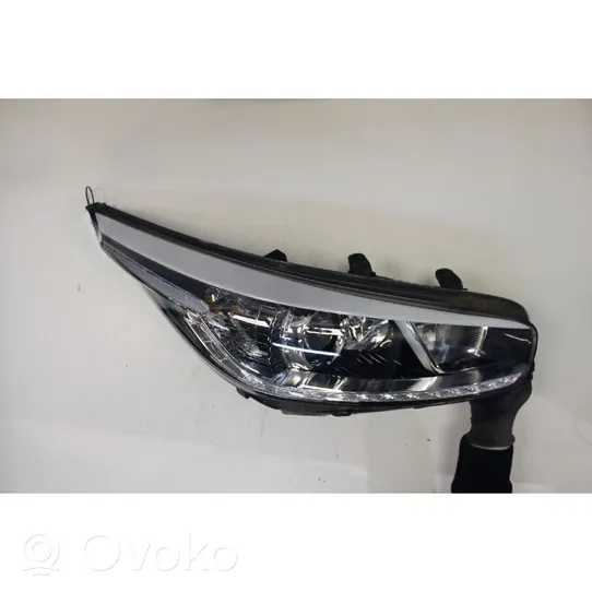 KIA Ceed Lampa przednia 92102A2020