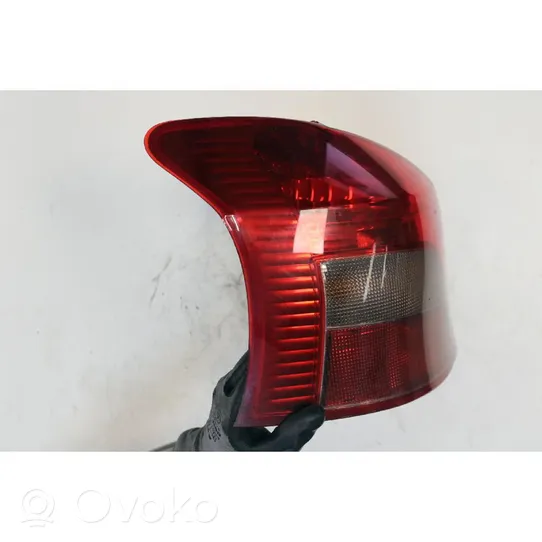 Toyota Yaris Lampa tylna 