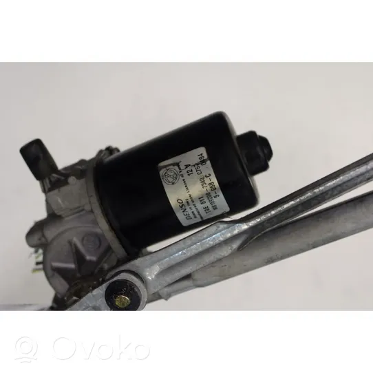 Fiat Punto (188) Front wiper linkage and motor 