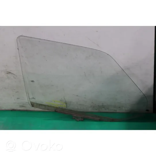 Volkswagen Transporter - Caravelle T4 Front door window glass four-door 