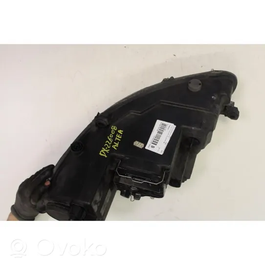 Seat Altea Lampa przednia 5P1941006D