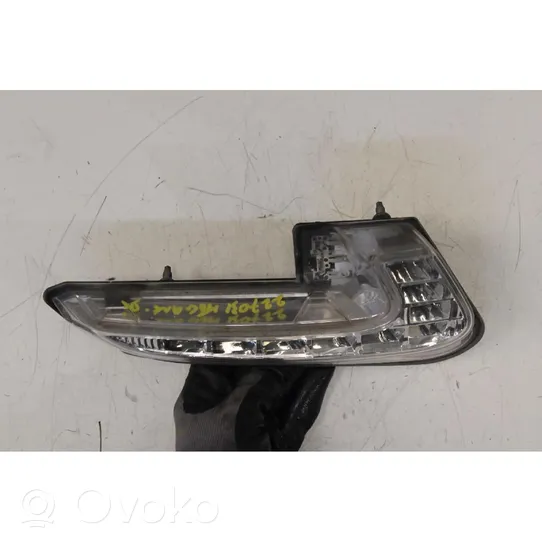 Renault Megane III Phare frontale 266006674R