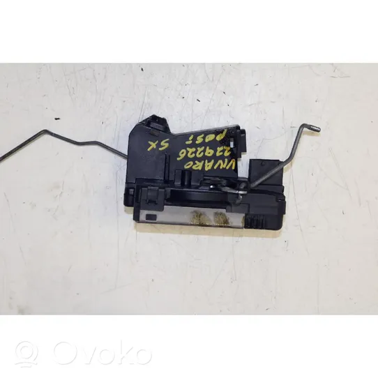 Opel Vivaro Takaluukun lukon salvan moottori 93851809