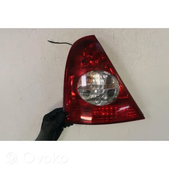 Renault Clio II Luci posteriori 8200071413