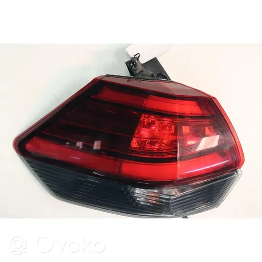 Nissan X-Trail T32 Rear/tail lights 