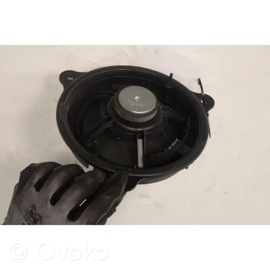 Nissan Qashqai Front door speaker 