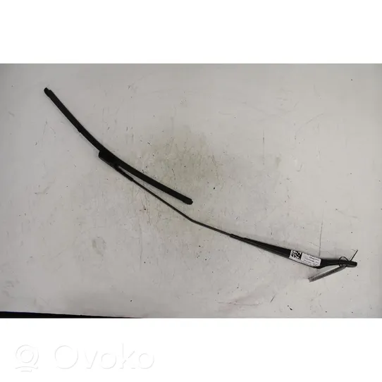 BMW 2 F45 Front wiper blade arm 