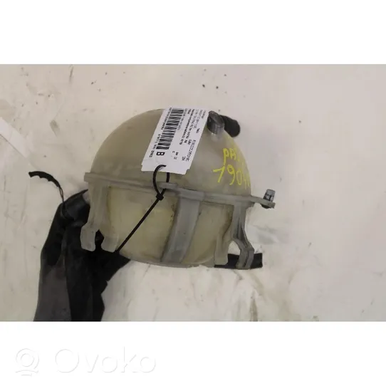 Volkswagen PASSAT CC Coolant expansion tank/reservoir 