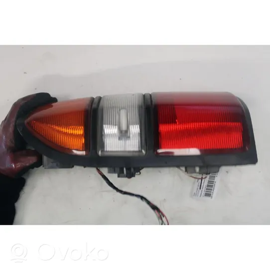 Toyota Land Cruiser (HDJ90) Lampa tylna 