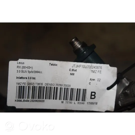 Lexus RX XU10 Fuel injector 