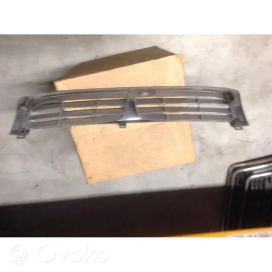 Toyota Carina T190 Front grill 