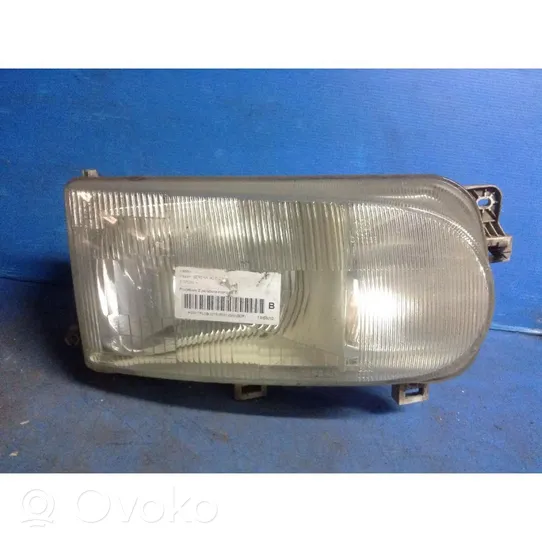 Nissan Serena Faro/fanale 