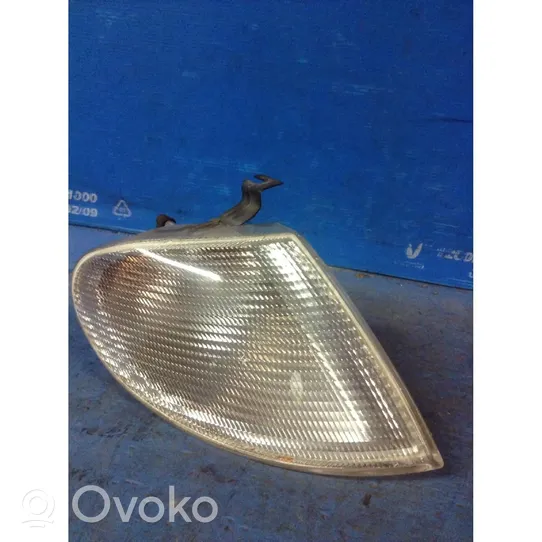 Volkswagen Sharan Lampa przednia 