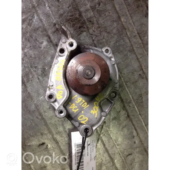 Volvo S40, V40 Water pump 