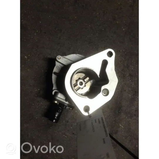 Volvo S40, V40 Pompe à vide 