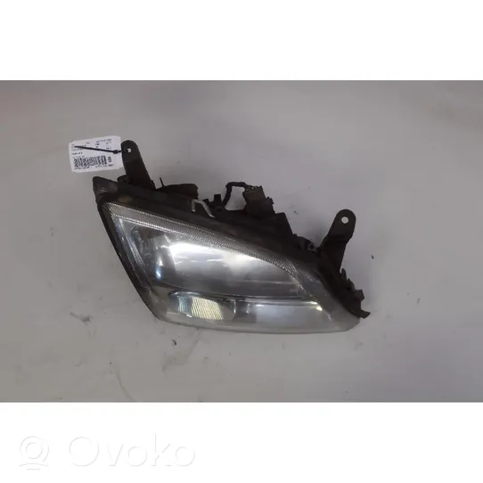 Opel Signum Lampa przednia 