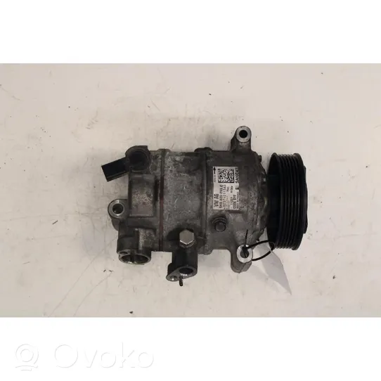 Audi Q3 8U Air conditioning (A/C) compressor (pump) 