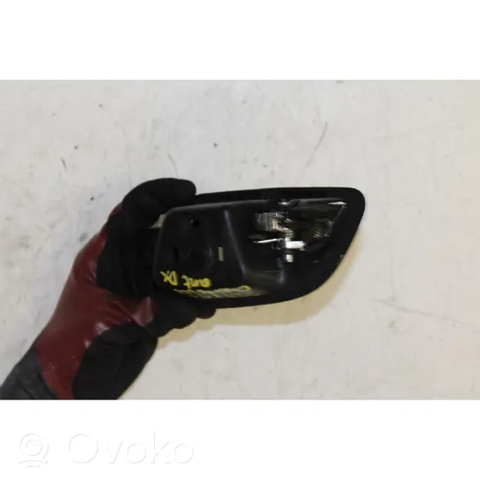 Chevrolet Cruze Front door interior handle 