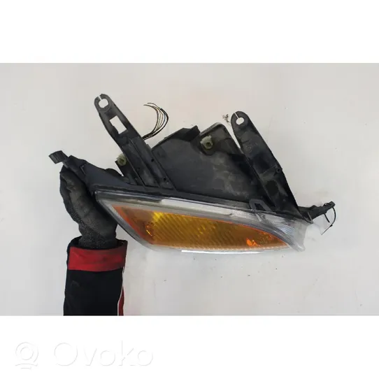 Ford Fusion Lampa przednia 246898-00R