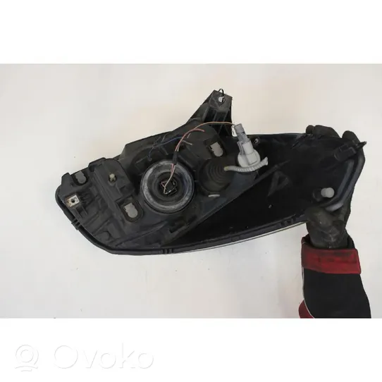 Dacia Sandero Headlight/headlamp 8200733878