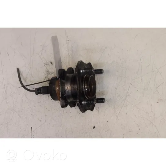 Toyota Yaris Rear wheel hub 