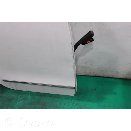 Volkswagen Up Rear door 